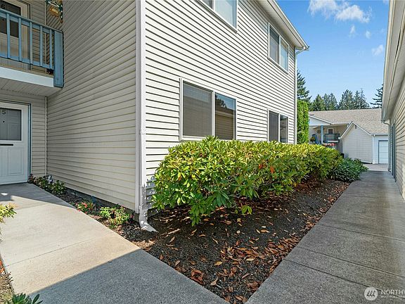 2nd image of 20617 28th Avenue W #A5