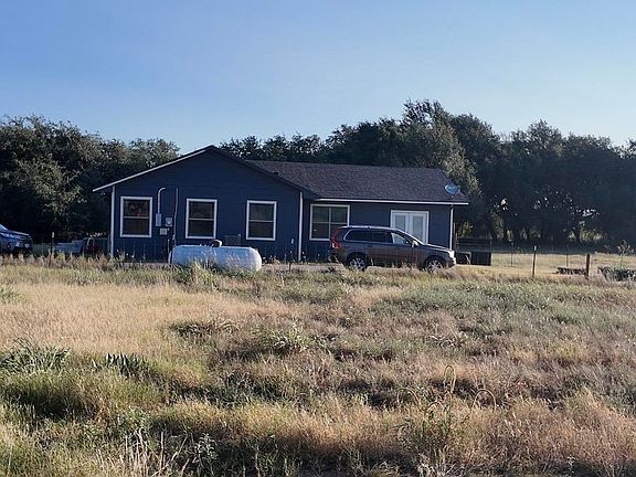 4th image of 3930 Country Side Drive
