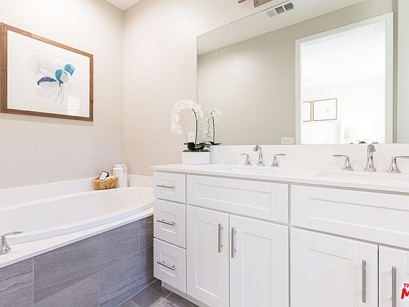 5th image of 4416 Paxton Pl