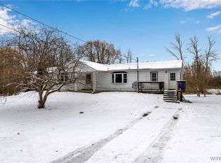 8416 Lake Rd, Barker, NY 14012