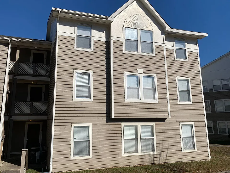 1014-4 Brookhollow Dr