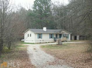 820 Joe Stephens Rd, Newnan, GA 30217