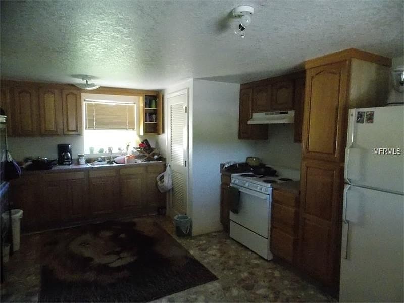 2nd image of 4798 SW Welles Ave