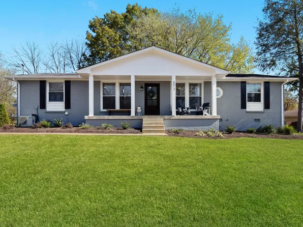 4813 Smokey Dr, Old Hickory, TN 37138