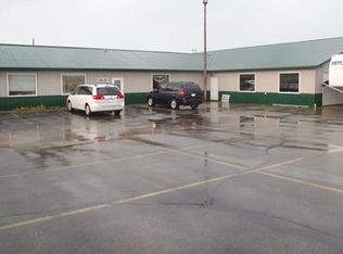 1603 275th St, Manchester, IA 52057