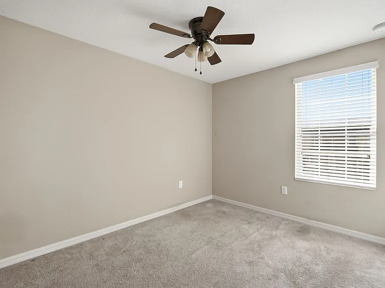 7031 Woodchase Glen Dr — Photo 21
