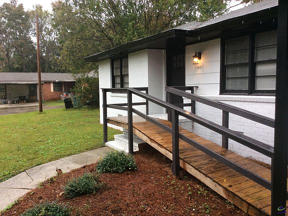 3rd image of 6422 Gibson Rd