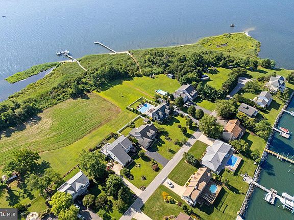 3rd image of 9420 River View Rd