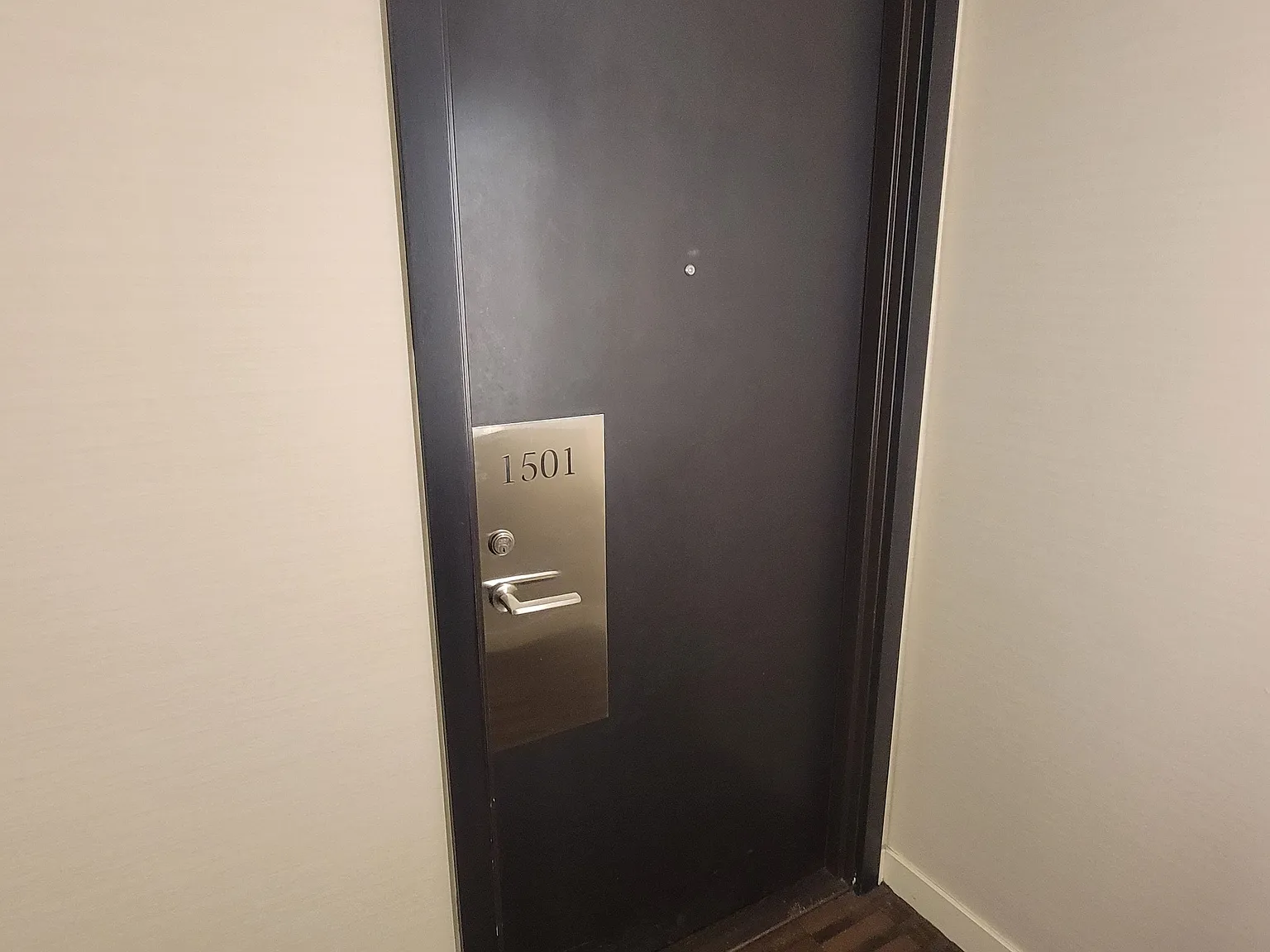 1 bed, $2,500 — Photo 1
