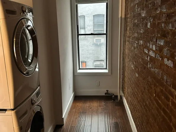 76 Richardson Street image 10 of 10