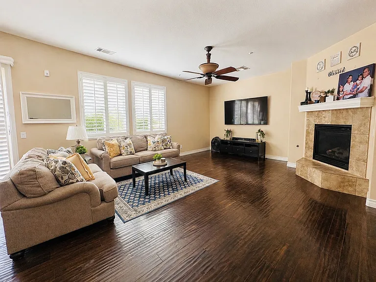 5617 Lancewood Ct — Photo 3