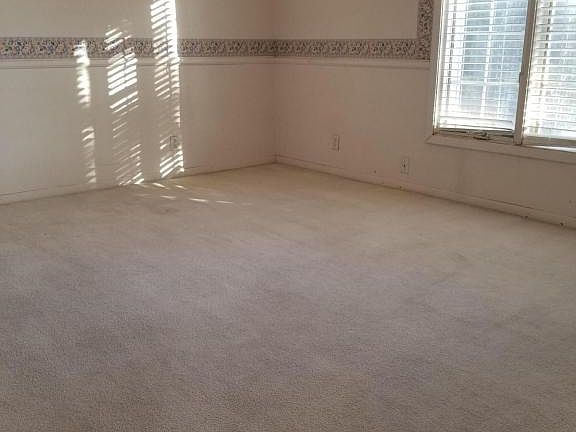 4th image of 1514 Sagebrush Dr