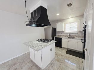 15330 Oak Terrace Dr, Houston, TX 77082
