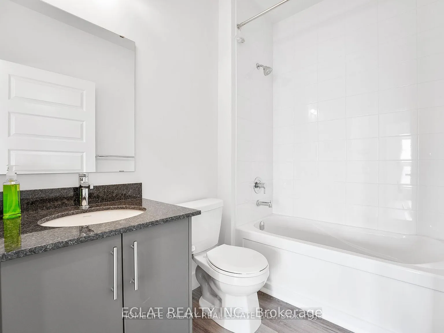 2 bed, $2,300 — Photo 4