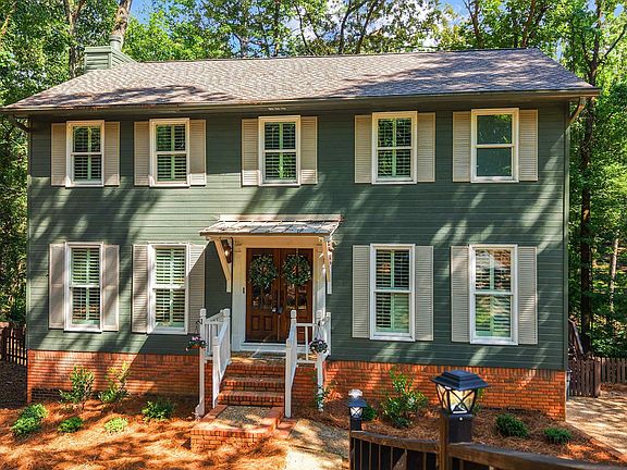 2nd image of 812 Sweetgum Ct