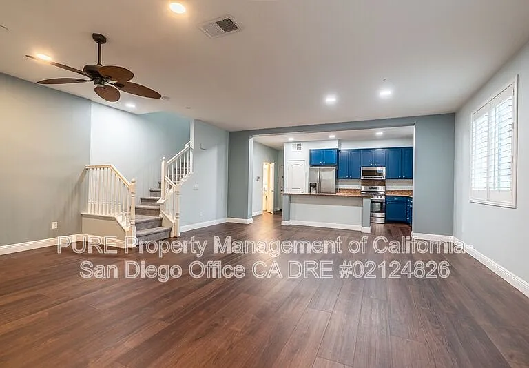1658 El Raval Way #2 — Photo 4