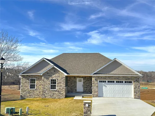 2217 Wind Crest Ct, Washington, MO 63090