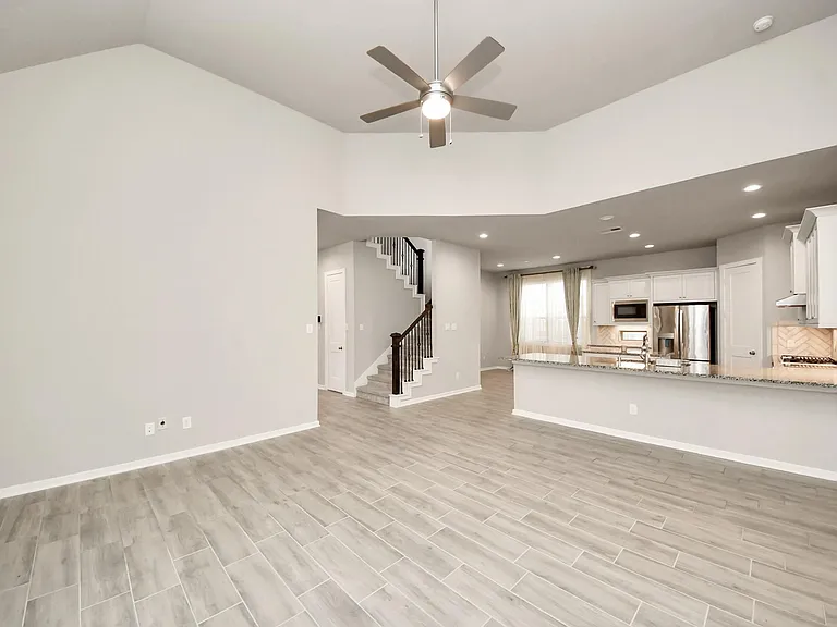 24754 Levante Dr — Photo 29