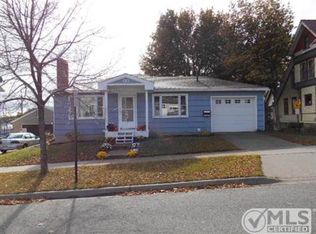 110 Jackson St, Marquette, MI 49855