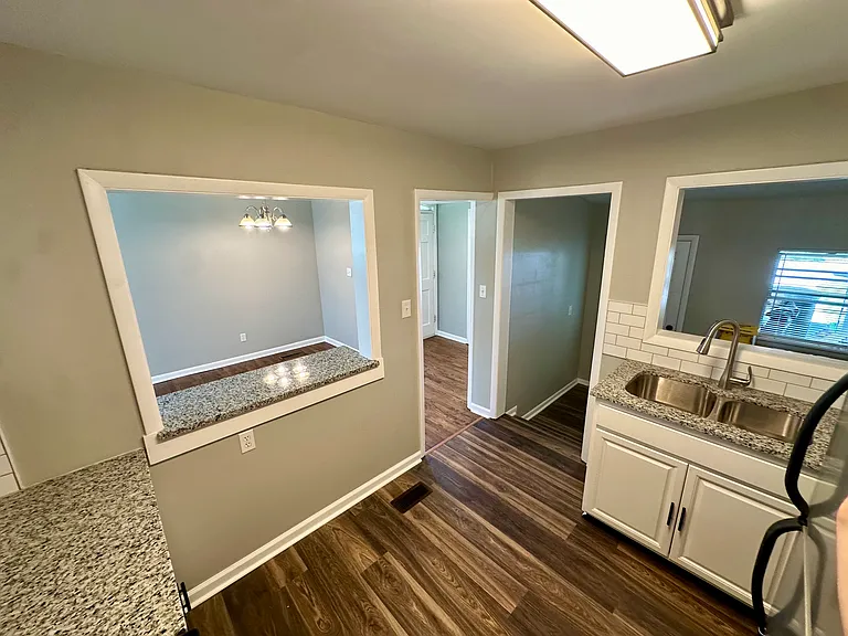 8106 Royal Dr — Photo 14