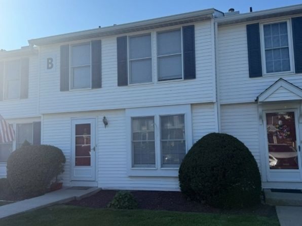 8 Constitution Way