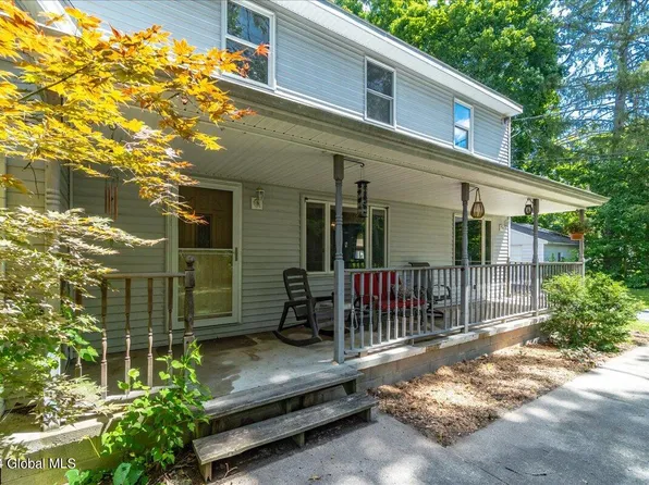 146 Gordon Road, Schenectady, NY 12306