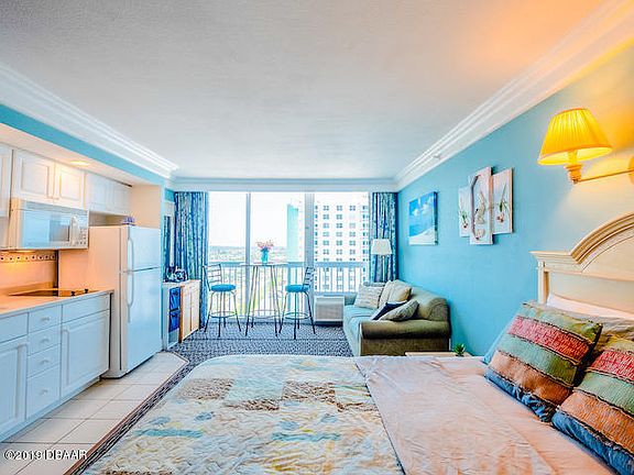 5th image of 2700 N Atlantic Ave #1221