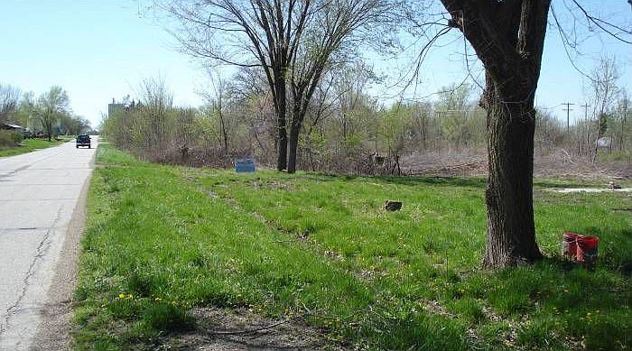 2nd image of 19203 Whitfield Rd