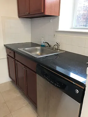 Rented by Picture Realty Inc. | media 18