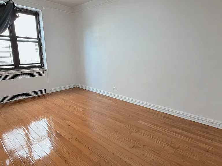 83-06 Vietor Ave #3J — Photo 10