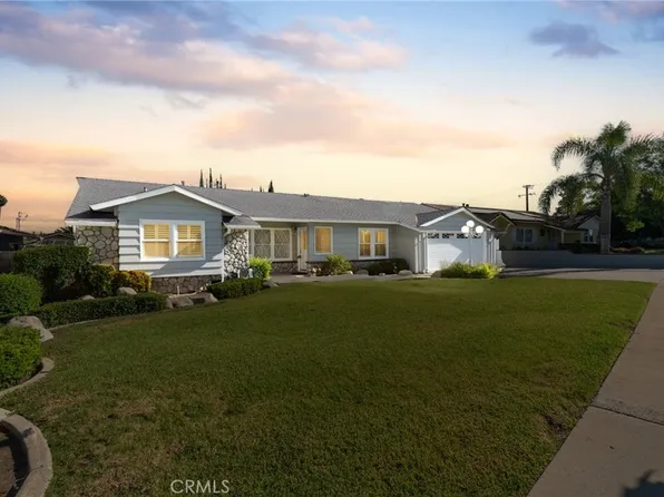 807 E Las Palmas Dr, Fullerton, CA 92835