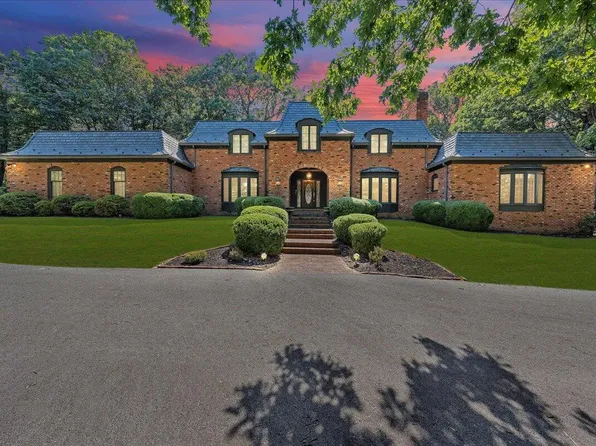5256 Flintlock Rd, Roanoke, VA 24018