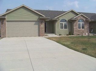 20 W Venetian Dr, Clear Lake, IA 50428