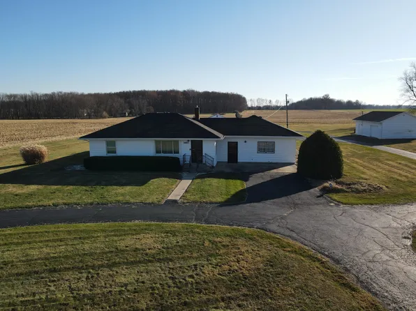 3687 W Us Highway 40, Stilesville, IN 46180