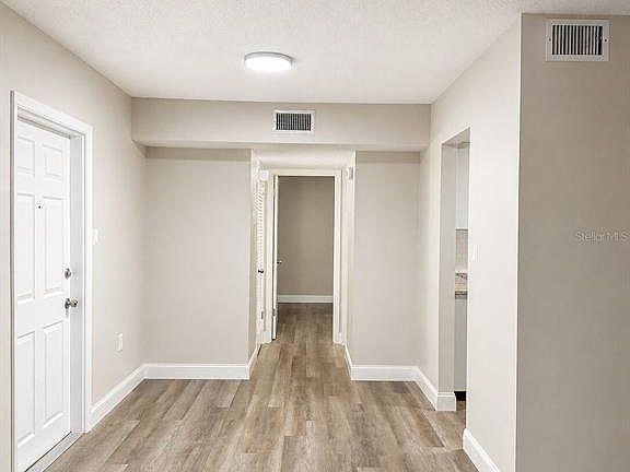 4th image of 165 Picardy Villa Cir APT 202