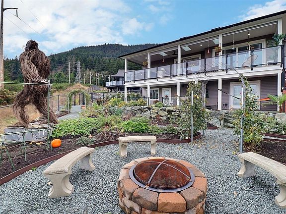 2nd image of 643 John Wilson Pl