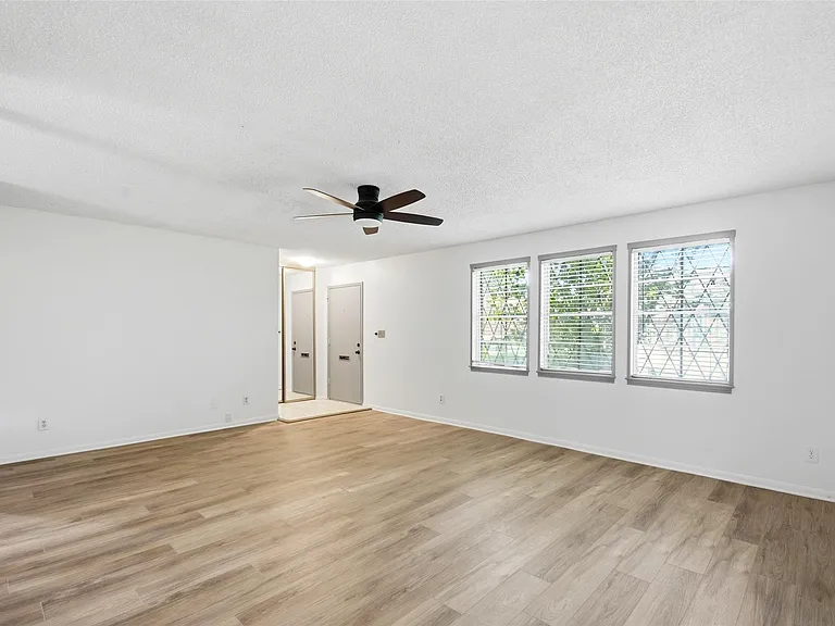 2275 Triway Ln #275 — Photo 9