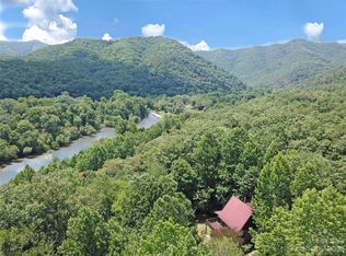 5744 River Rd, Hot Springs, NC 28743