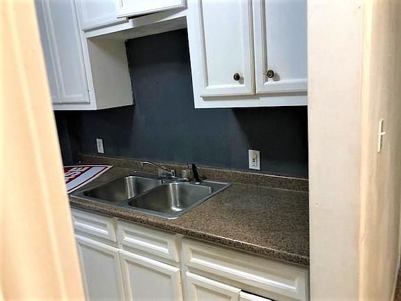 4th image of 10830 Fairland Dr