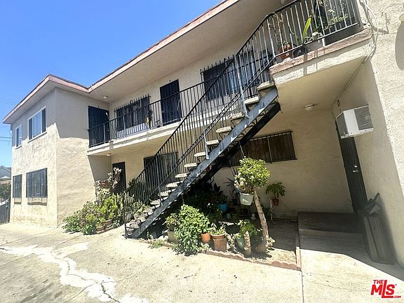 4th image of 1138 Fedora St