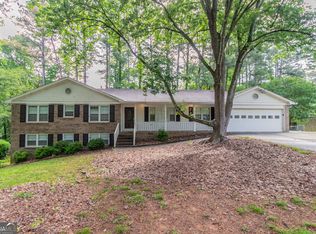 2814 Brackenwood Dr, Snellville, GA