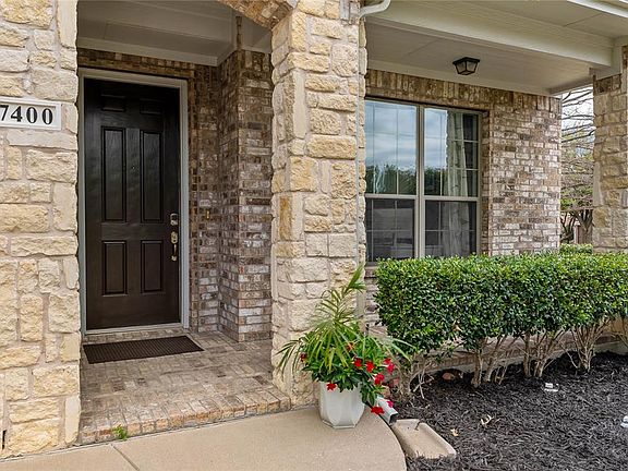 3rd image of 7400 River Rock Ln