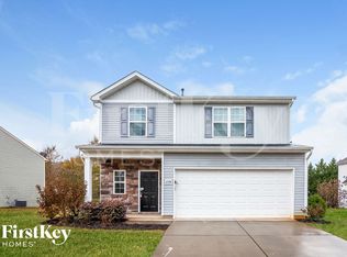 2528 Woodsorrel Ln, Charlotte, NC 28213