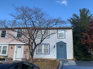 8317 Rocky Forge Ct, Springfield, VA 22153