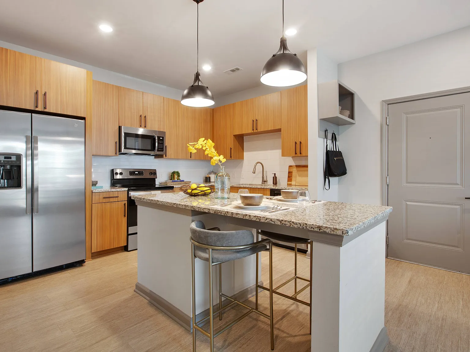 Vesta City Park Apartments — Photo 3
