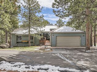946 Dogwood Dr, Golden, CO 80401