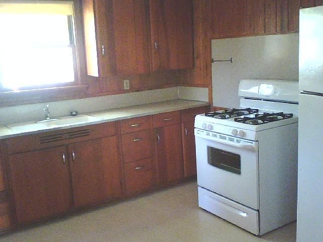 2nd image of 113 N Bishop St