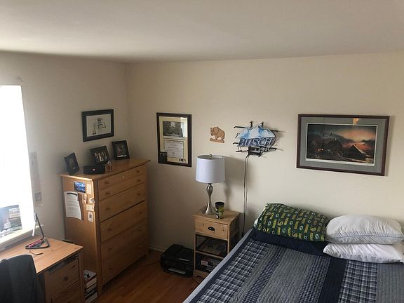 5th image of 3257 N Sheffield Ave APT 201