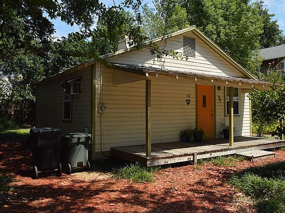 2nd image of 736 Gwen St