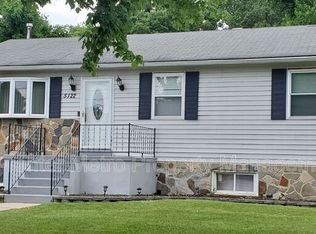 5122 Navahoe St, College Park, MD